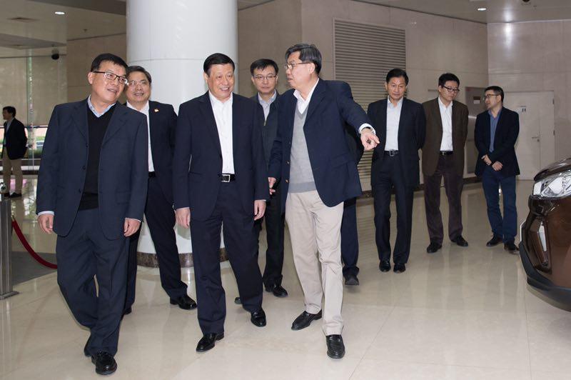 应勇调研尊龙凯时集团：实现可持续发展，成为世界著名汽车集团，还得靠这个
